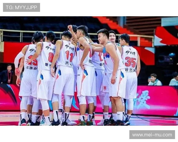 CBA球员与新疆足球队的友谊赛情况 CBA球员与新疆足球队的友谊赛情况