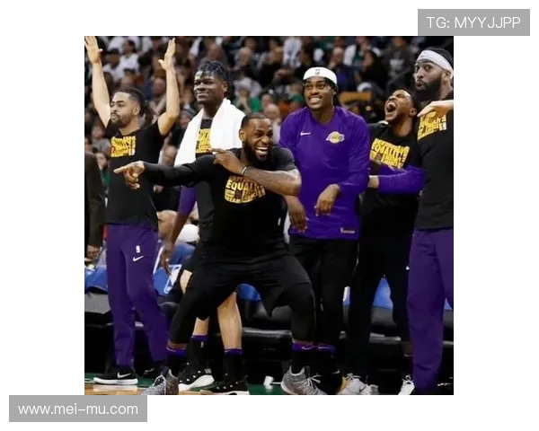 新秀费尔斯表现抢眼半场高效17分助力球队逆转局势